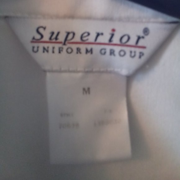 EUC WHITE BUTTON UP SHIRT - Picture 6 of 6